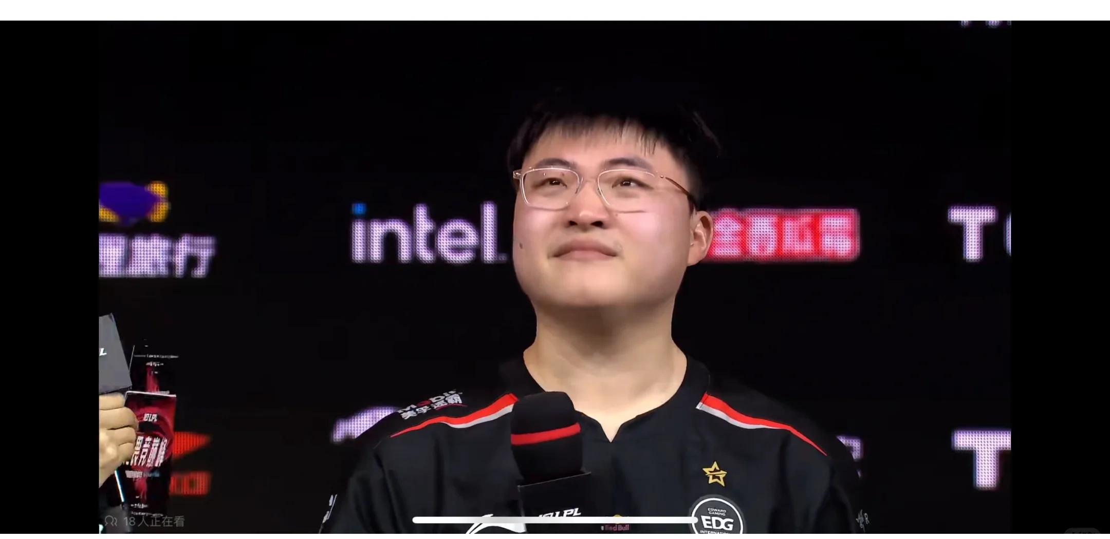  Uzi迎来十赛季高光表现，德国队球迷沸腾！