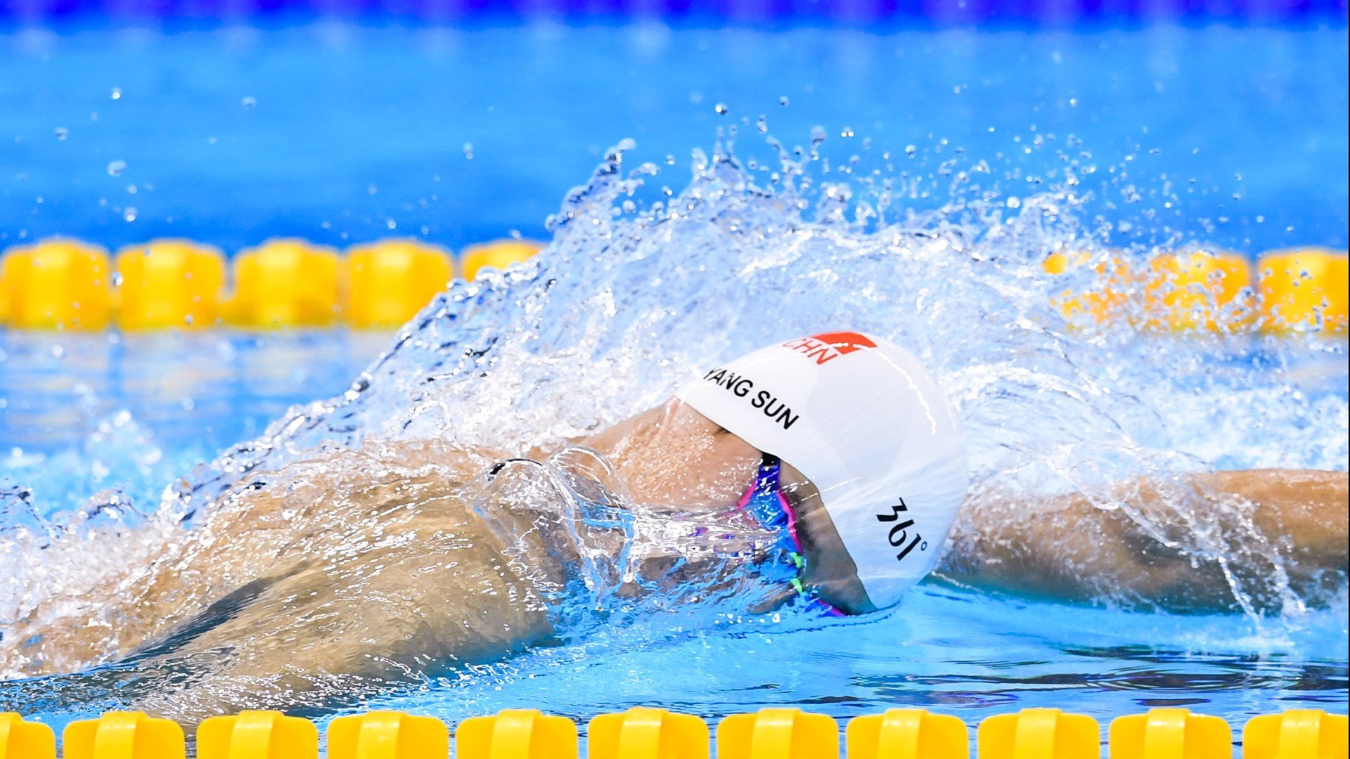 爱德华兹状态火爆，年终总决赛四强战对阵广州队，山东泰山力争逆转