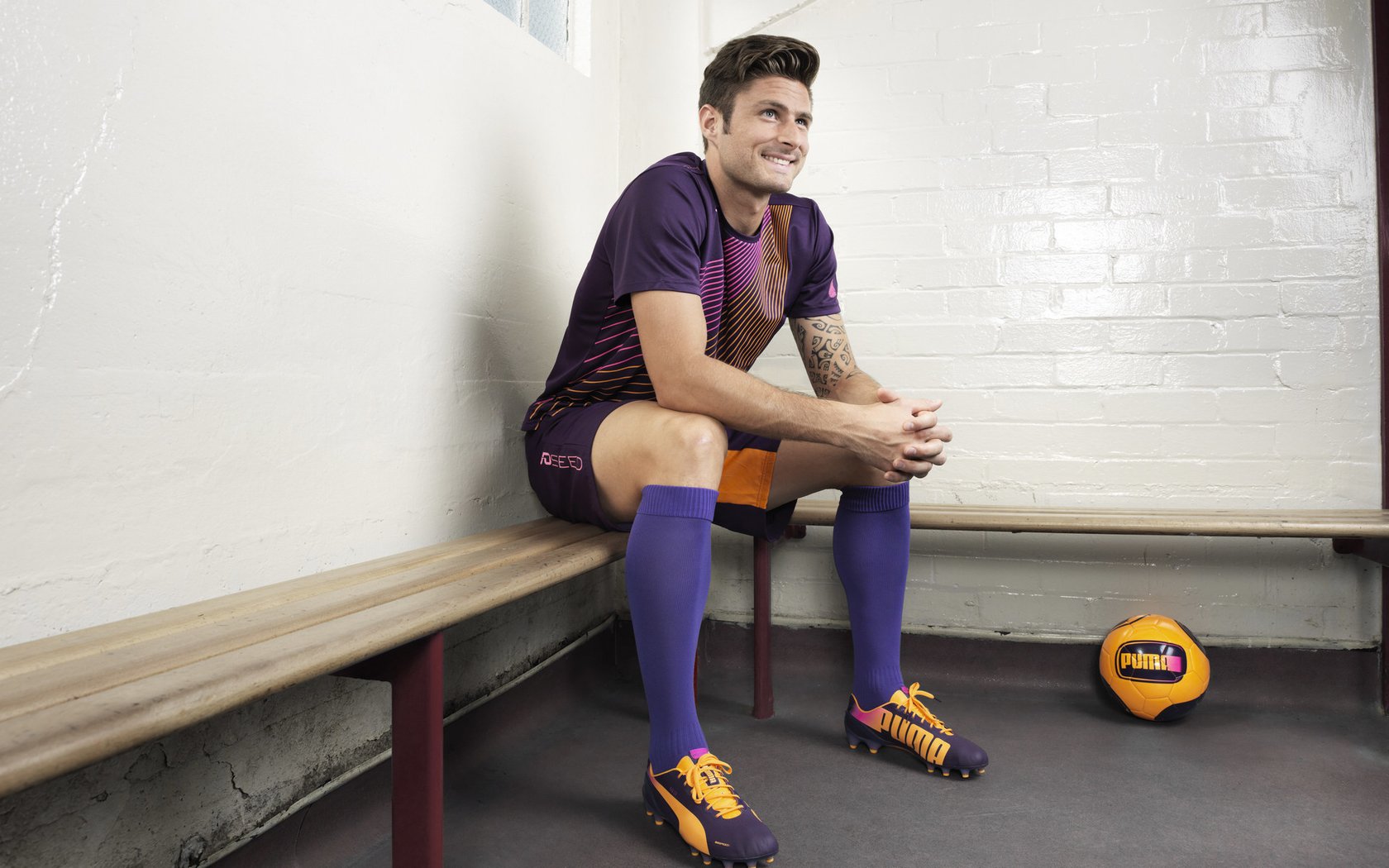 美网决赛对决在即！波士顿凯尔特人演练定位球，罗马密集防守应对